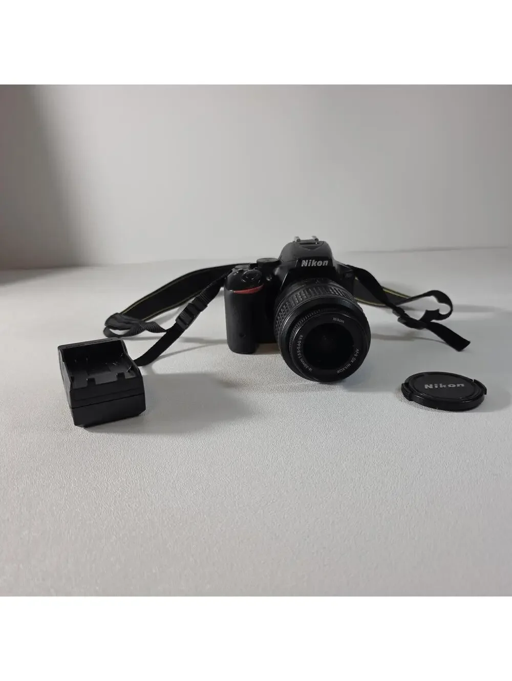 Nikon D D5500 DSLR comes With Lens 18-55mm 3.5-5.6 G VR Aspherical